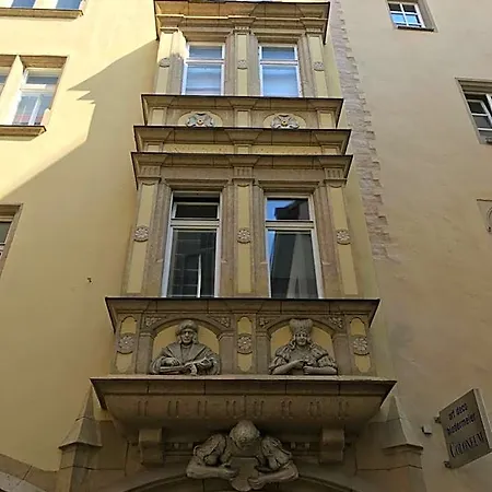 Hotel apartamentowy Palazzo Am Dom 3*
