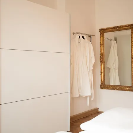 アパートホテル Palazzo Am Dom レーゲンスブルク