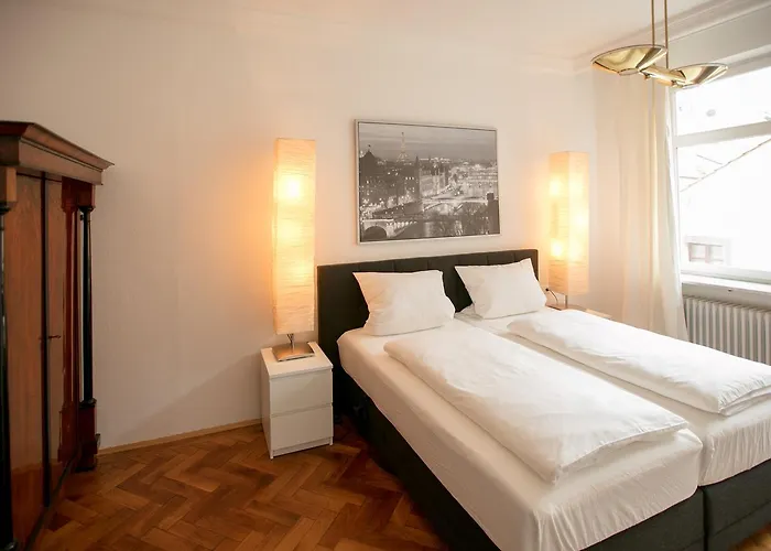 Palazzo Am Dom 3*